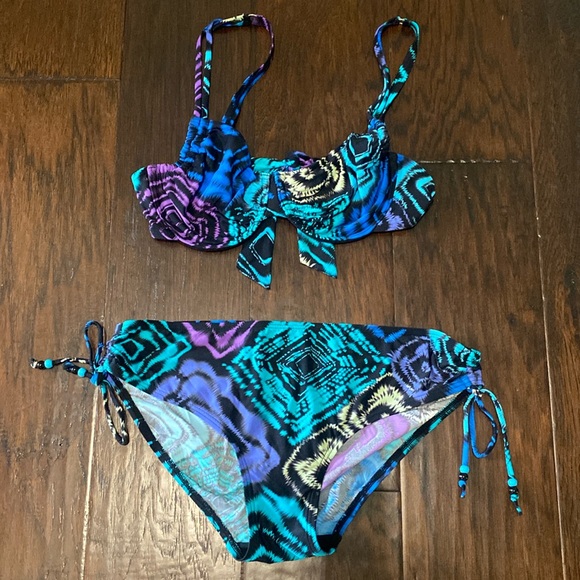 Coco Reef 2- piece Bikini - Picture 1 of 5